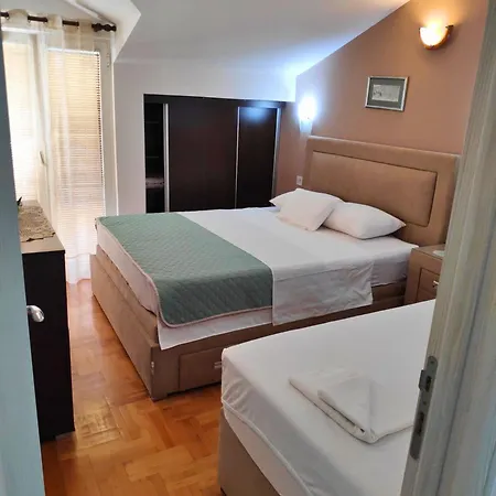 Апартаменти Asanovic *