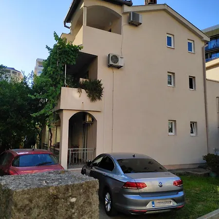 Asanovic Апартаменти Будва