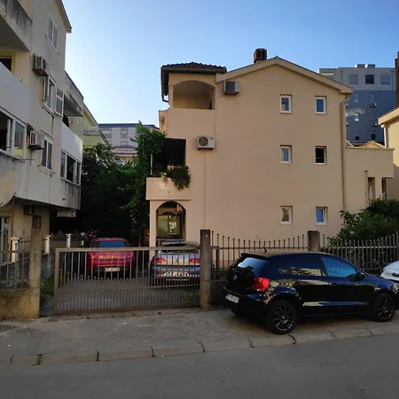 Апартаменти Asanovic Будва