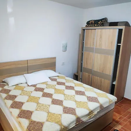 Asanovic Apartment