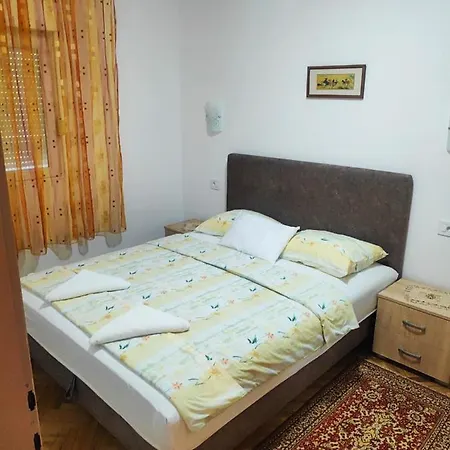 Asanovic Apartment *